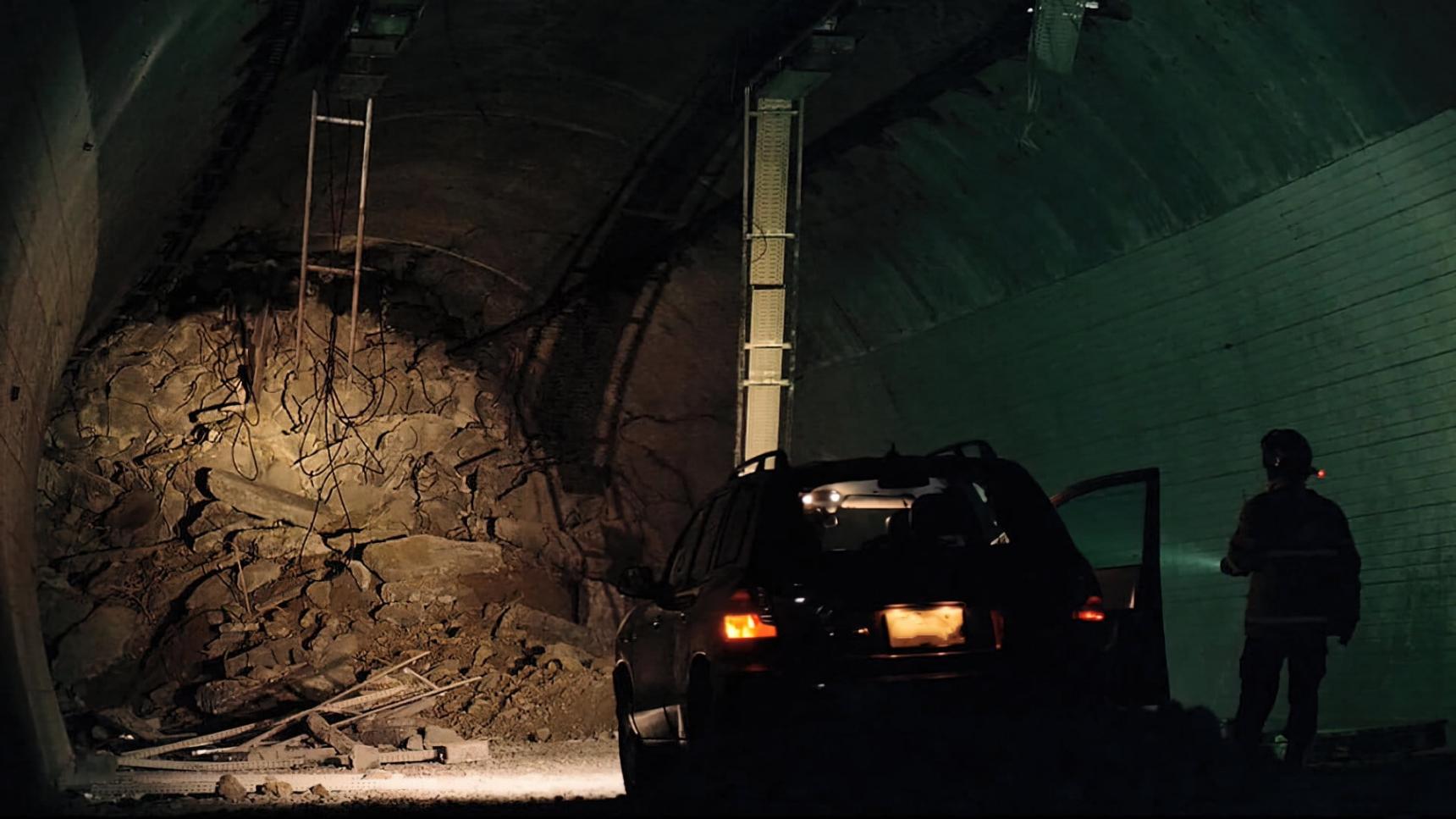 Fondo de pantalla de la película Atrapado en el túnel en CUEVANA3 gratis